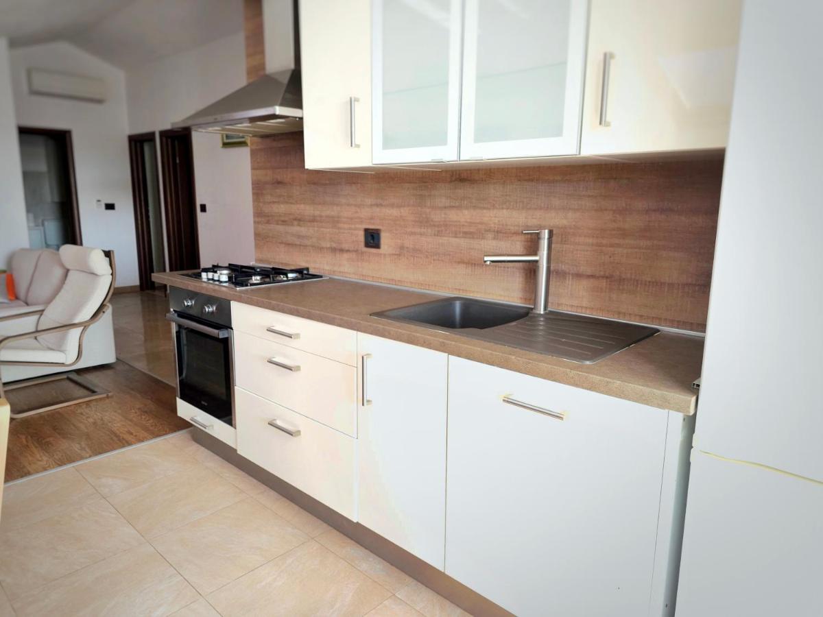 Premium Apartments Tade Funtana Eksteriør bilde